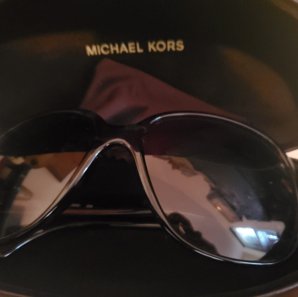 Sunglasses - image 1